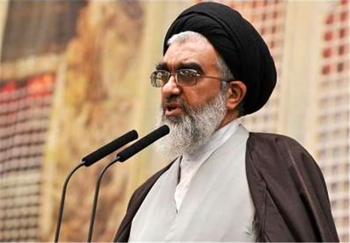اینکه گفته می‌شود جزئیات مذاکرات تحت نظر رهبر انقلاب است، حرف دقیقی نیست