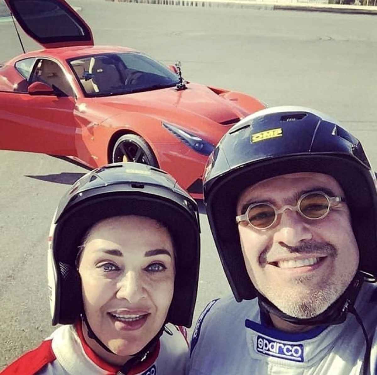 رویا نونهالی و همسرش با لباسی متفاوت + عکس