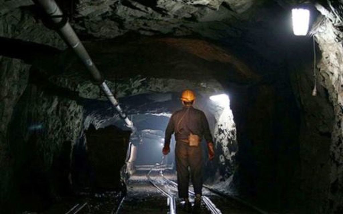 حداکثر ساعات کاري کارگران چقدر است؟