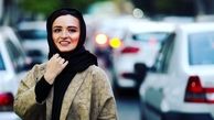 عکس خود واقعی گلاره عباسی در خیابان