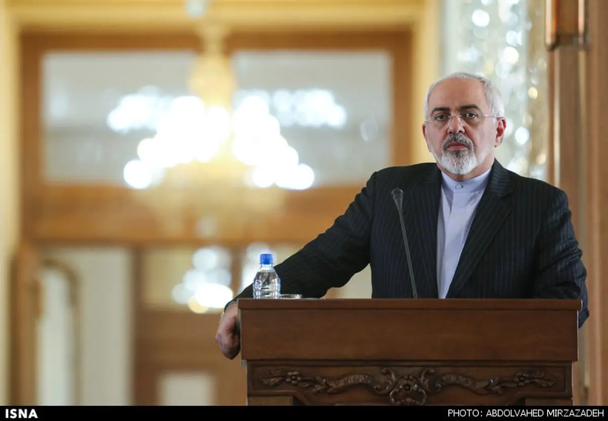 ظریف: برای گسترش روابط با عمان سقف قائل نیستیم