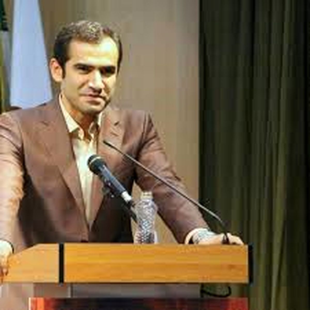  خبری شوکه‌کننده‌ای در صفحه استاد سرشناس دانشگاه