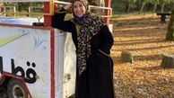 مرجانه گلچین در باغ پاییزی + عکس