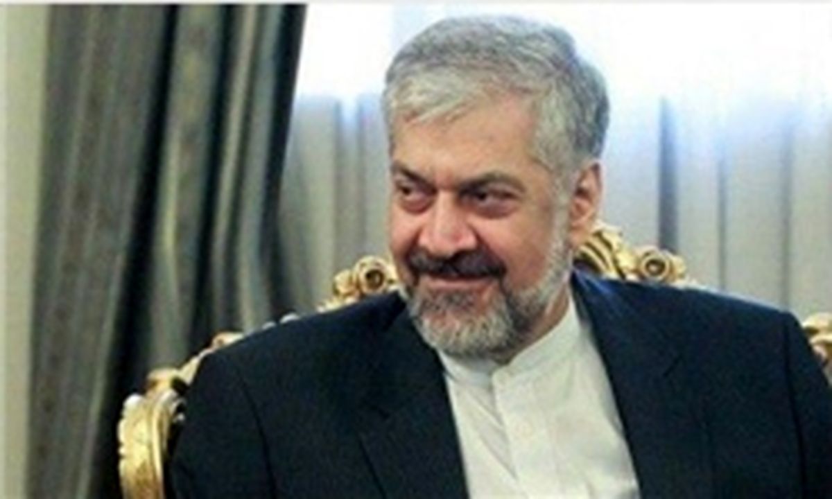 تقدیم رونوشت استوارنامه سفیر آکردیته نپال در تهران به سرمدی