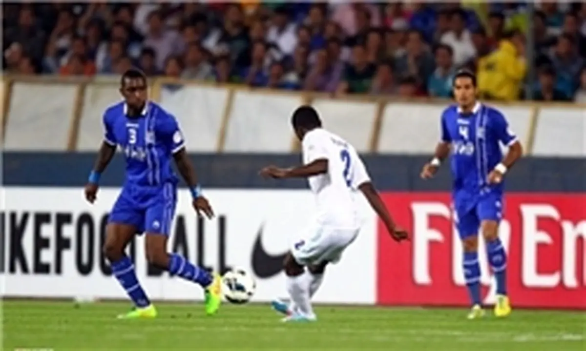 استقلال شکست خورد و صدرنشین ماند