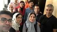 لیلا بلوکات در کنار پژمان جمشیدی و فرزاد حسنی 