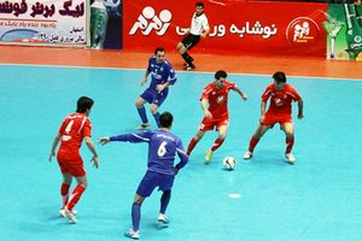 
بازگشت دبیری به لیگ فوتسال
