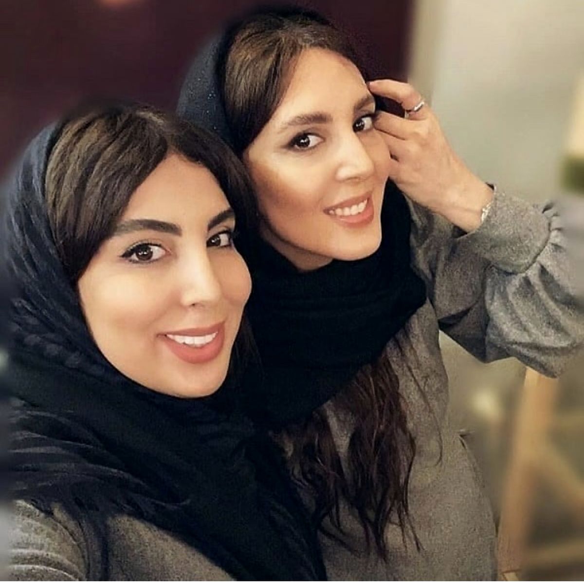 شباهت لیلا بلوکات به خواهرش + عکس