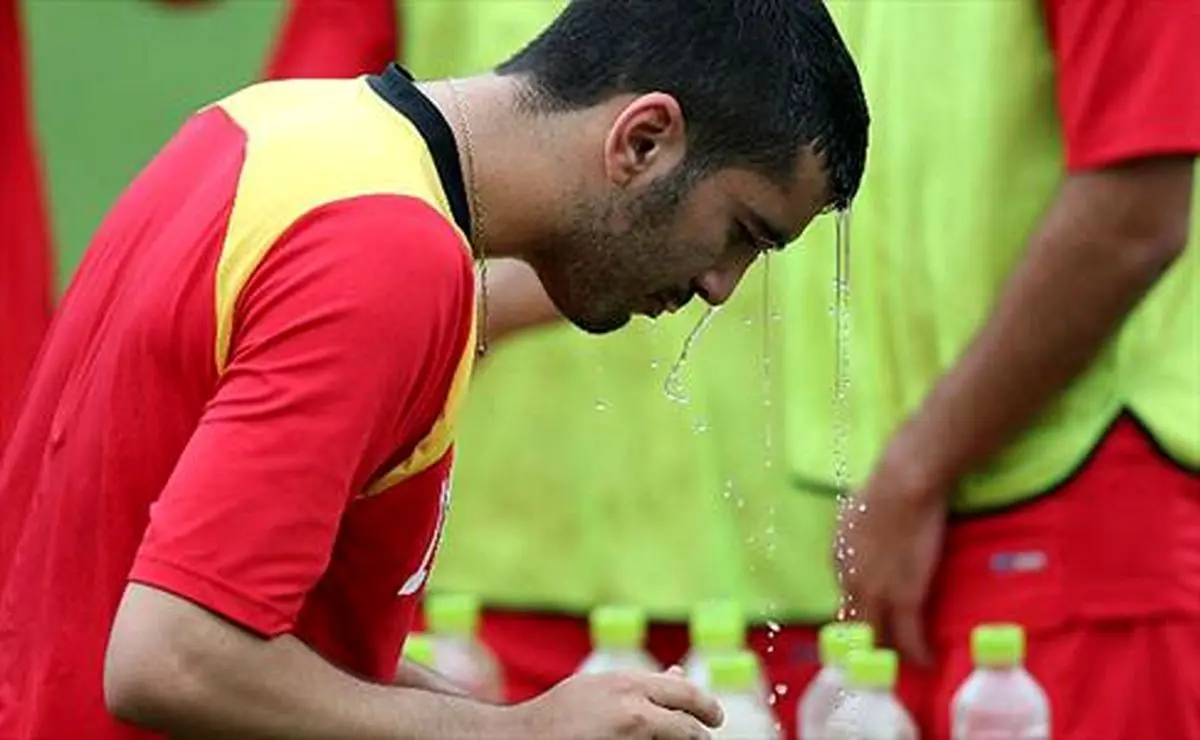 سه شنبه استقلالی می شوم یا پرسپولیسی!