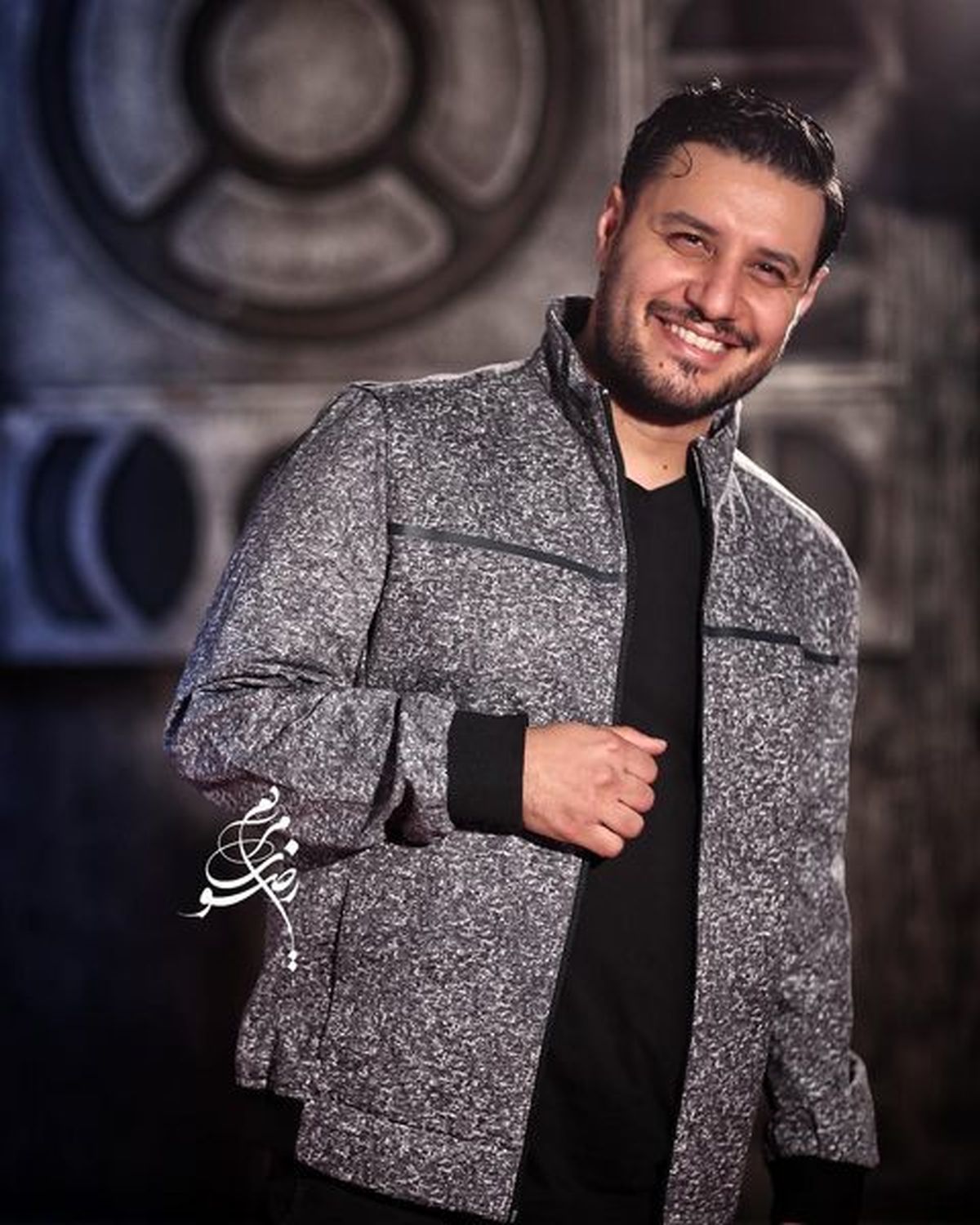 جواد عزتی با استایل ساده + عکس