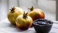 طرز تهیه رب انار ترش و ملس ؛ فوت کوزه گری برای پخت رب انار سفت و سیاه