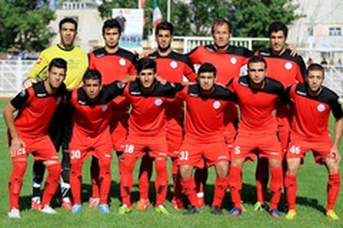 پرسپولیس برابر نساجی قائمشهر شکست خورد