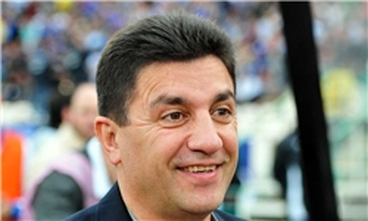 قلعه‌نویی: کدام پیشنهاد از پرسپولیس؟