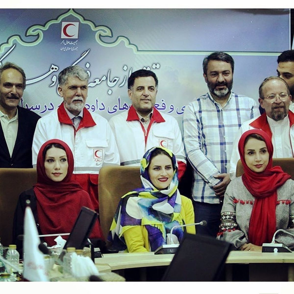  عکس شبنم قلی‌خانی با وزیر ارشاد