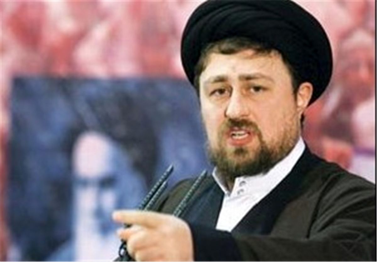 خمینی در موزه تاریخ یا وسط میدان؟