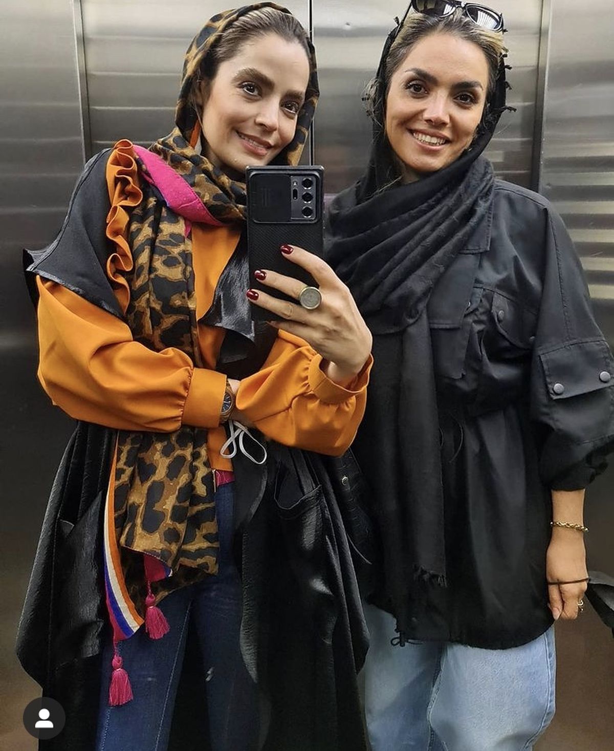 سپیده خداوردی در کنار دوستش + عکس