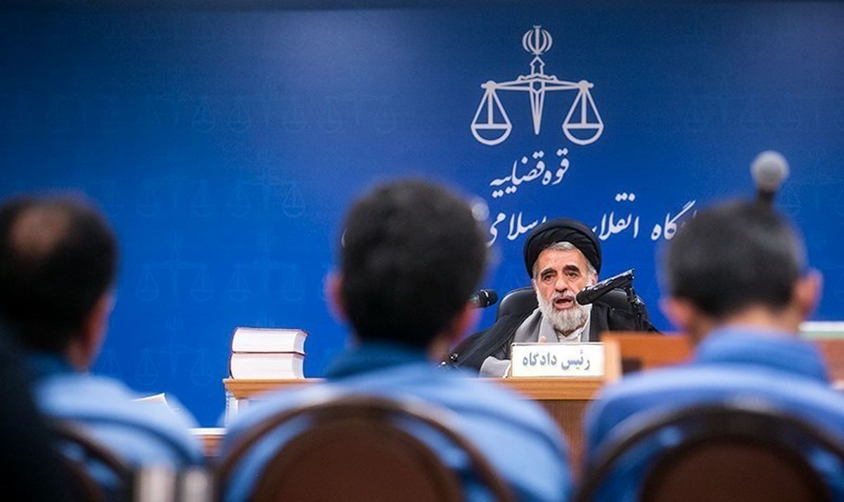 ۱۲ متهم پرونده واردات موبایل معرفی شدند + اسامی و اتهام
