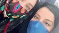 آشا محرابی و سارا منجزی پور در شلوغی های شهر + عکس
