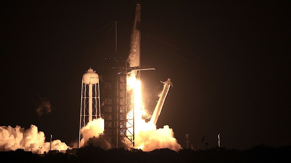 فرستادن دو فضانورد به فضا برای تکمیل ماموریت SpaceX Crew-۴
