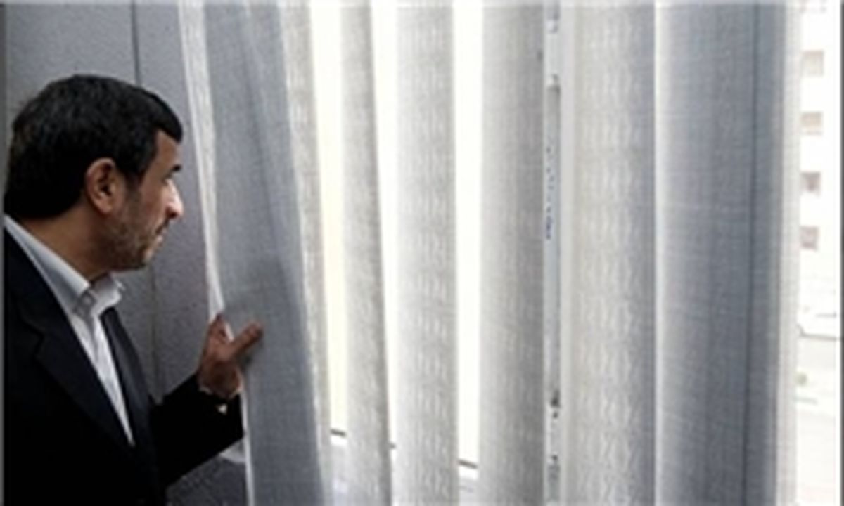 جرم احمدی‌نژاد مقابله با اشرافی‌گری است