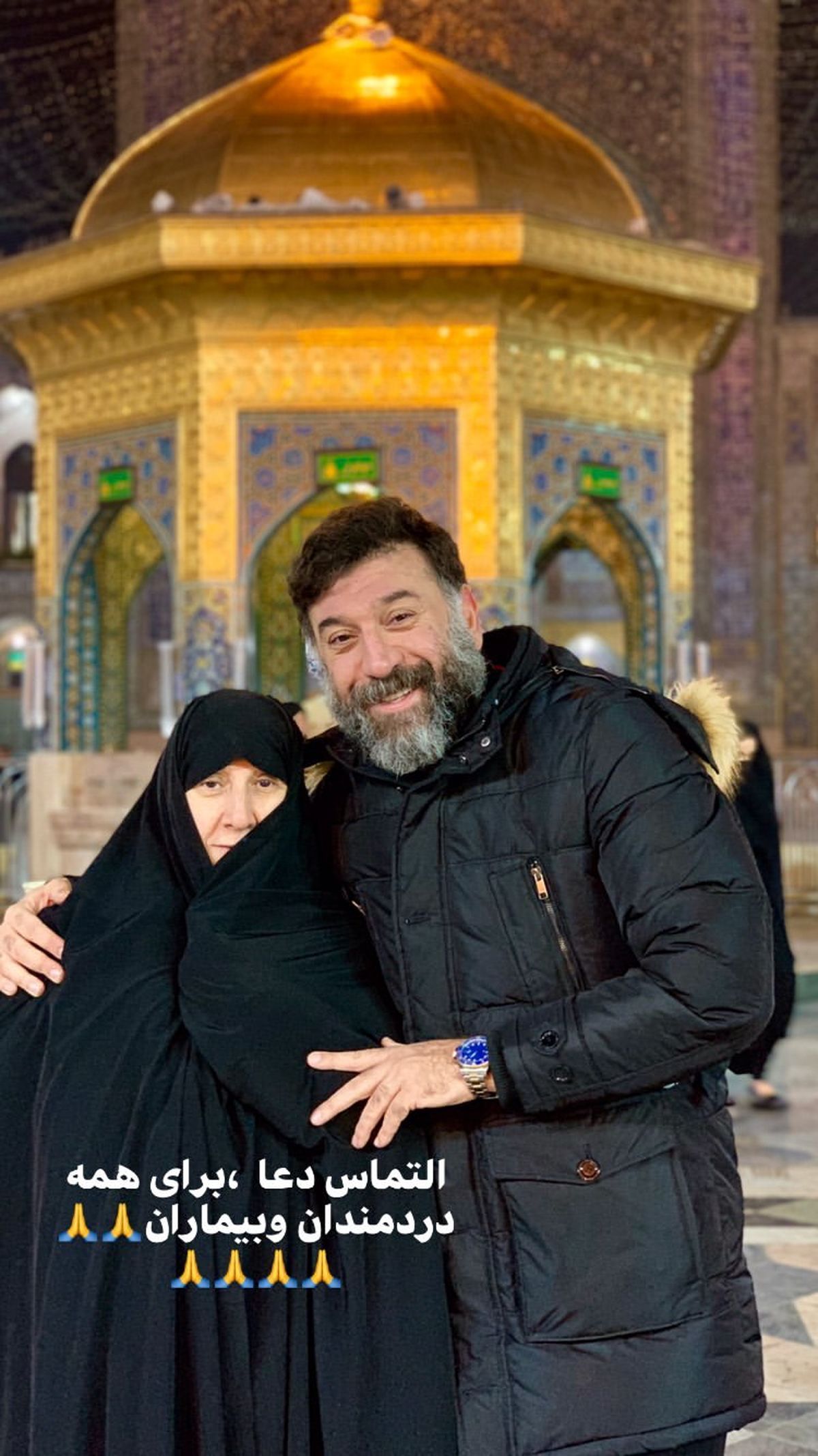 فوتبالیست مشهور ومادرش در مشهد + عکس
