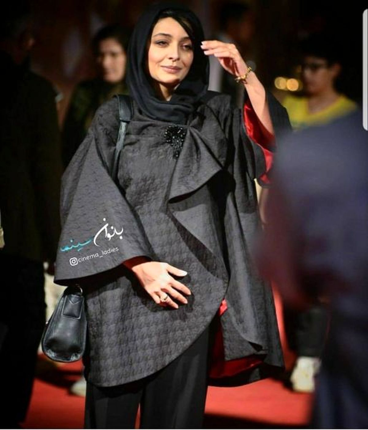 مانتو خاص ساره بیات+عکس