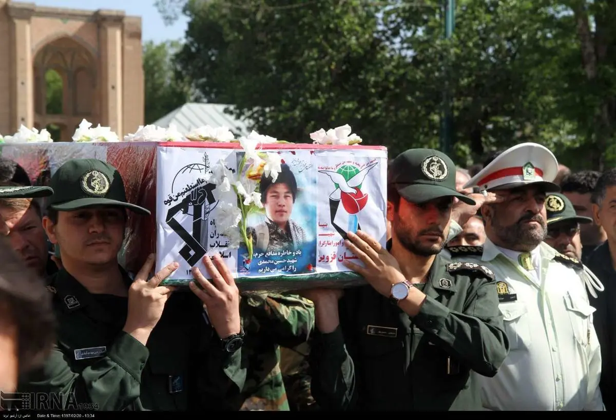پیکر شهید مدافع حرم حسین محمدی در قزوین تشییع شد
