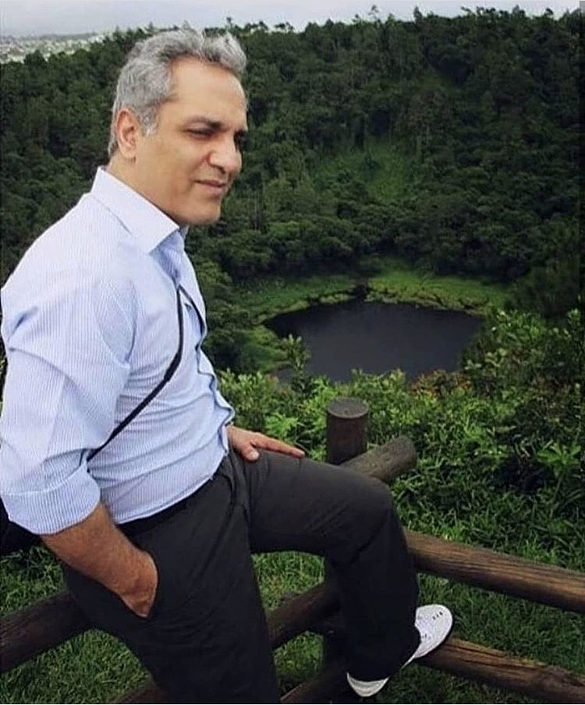 مهران‌مدیری در طبیعتی بکر + عکی