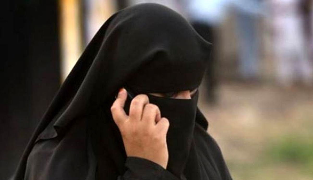 صدا خفه کن زن عراقی بلای جان داعشی ها
