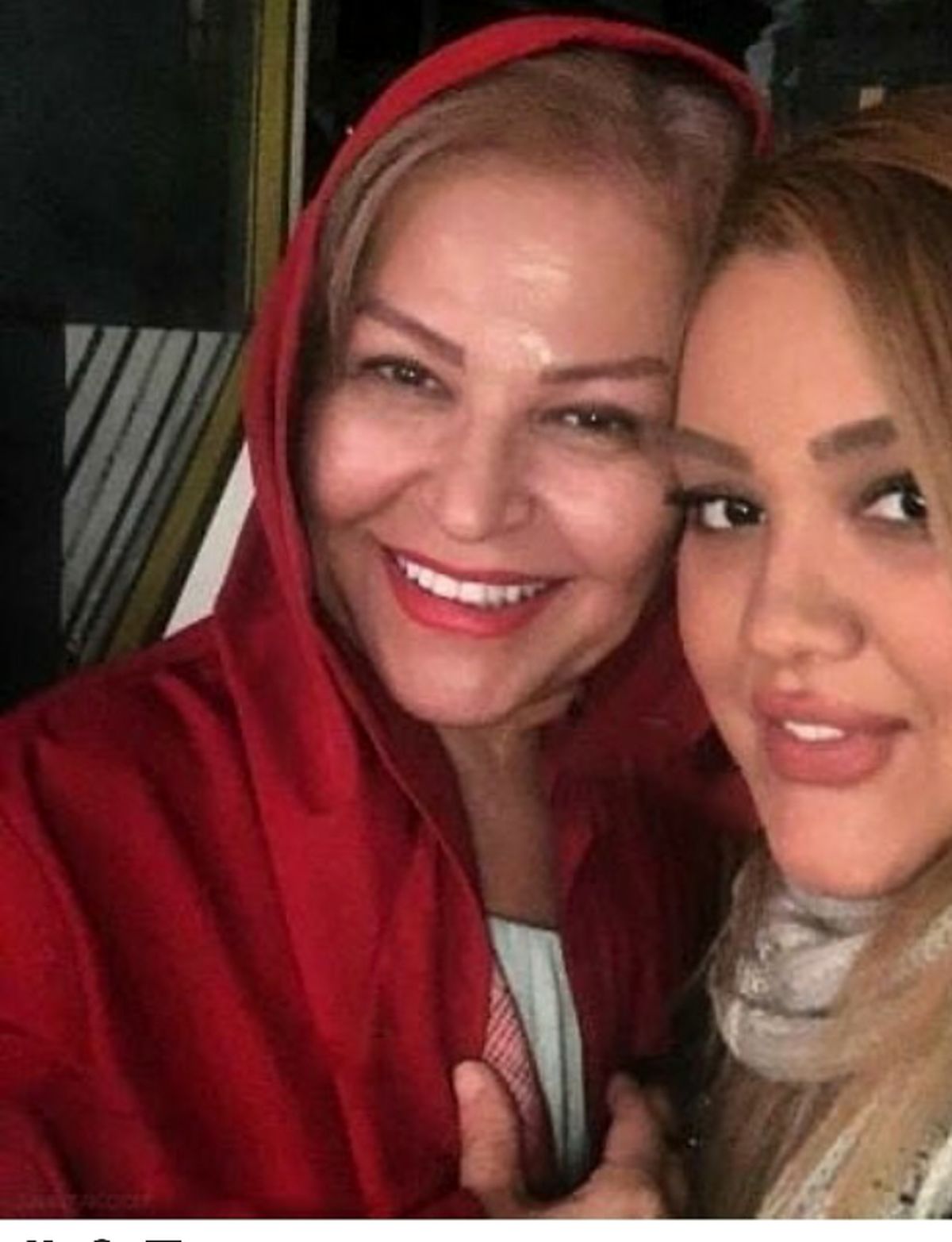 عکس اکرم محمدی و دختر واقعی اش