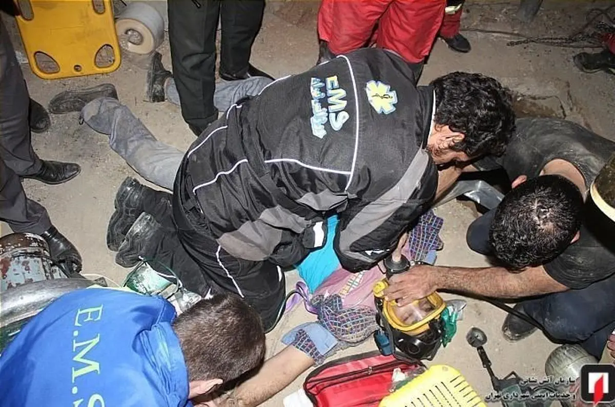 سقوط مرگبار کارگر به عمق چاه 20 متری + تصاویر