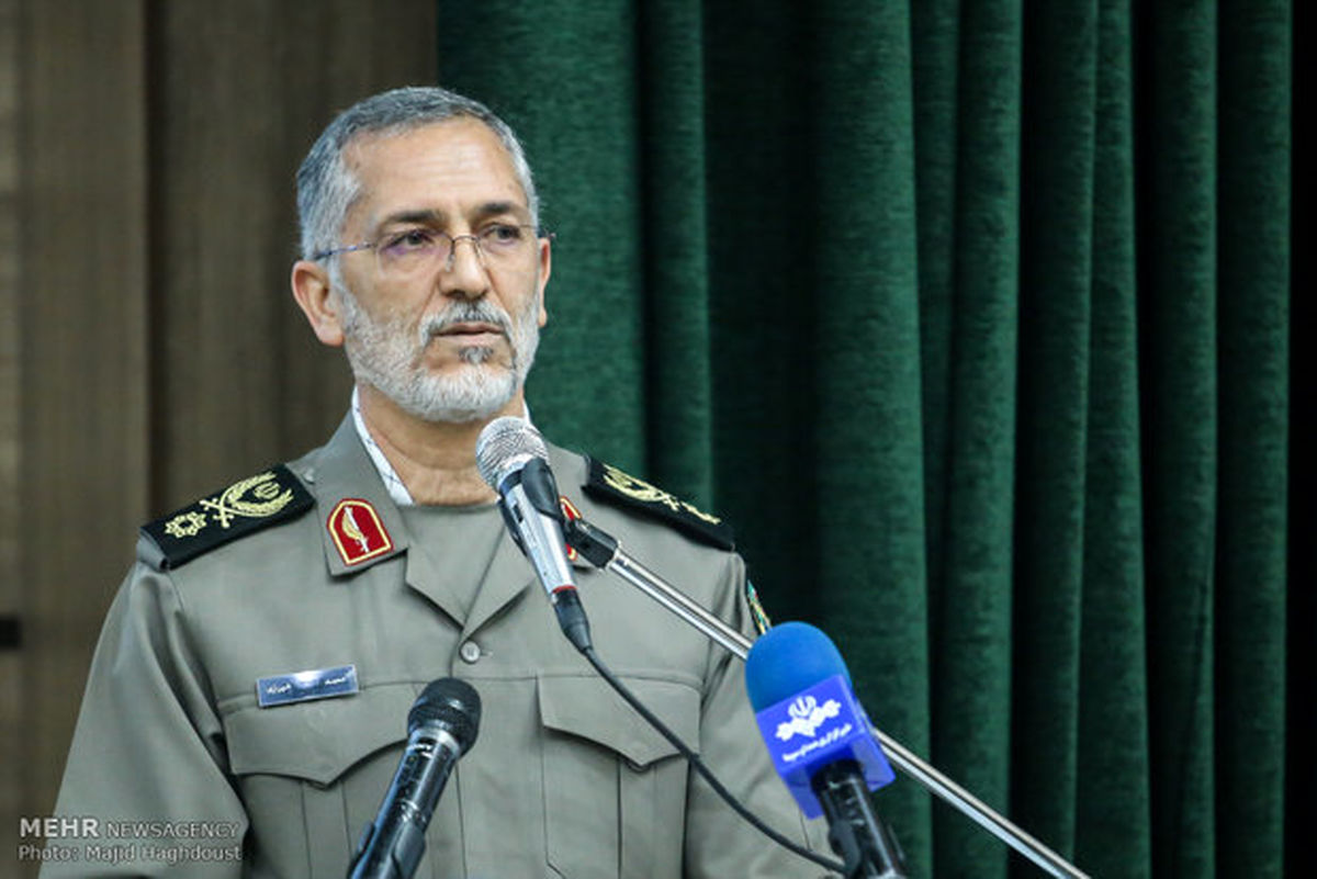 روحانیون باید تعهد و دوری از تجمل گرایی را مد نظر داشته باشند
