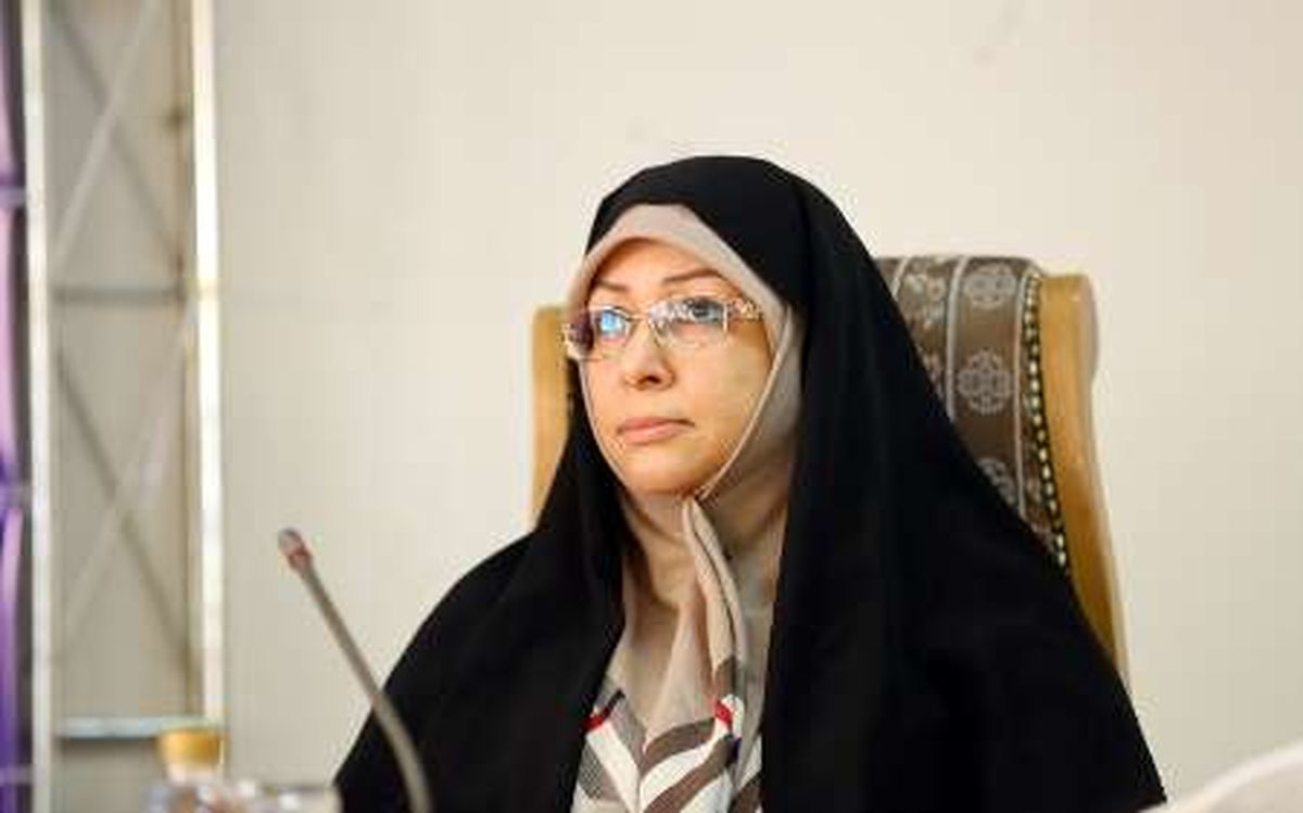مشاور وزیر کشور: از نگاه سیاسی به موضوع زنان پرهیز شود