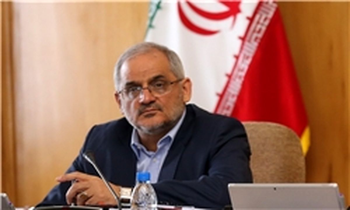 حاجی‌میرزایی:دیدگا‌ه‌های دفتر مقام معظم رهبری درباره قراردادهای نفتی بررسی و اصلاحات لازم اعمال شد