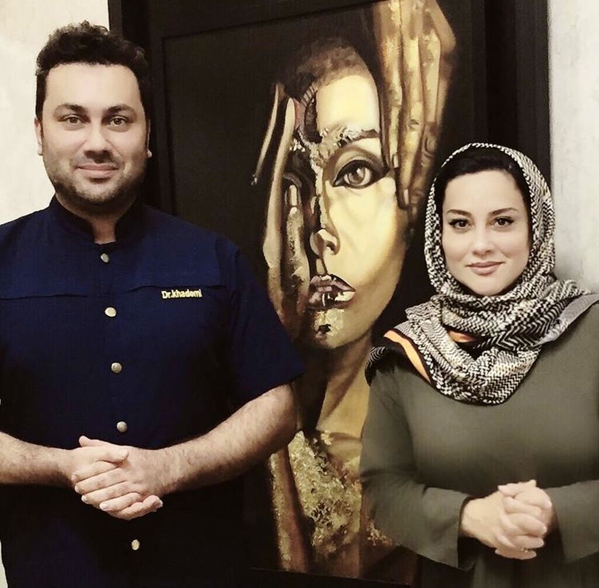 آشا محرابی در گالری دوستش + عکس