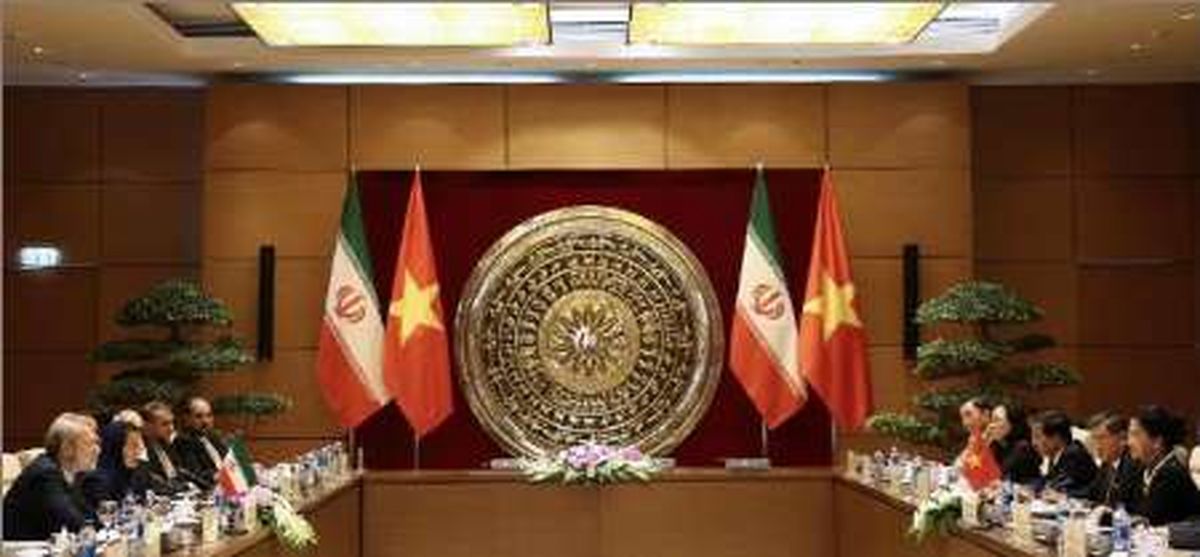 لاریجانی: سطح روابط تجاری بین ایران و ویتنام افزایش یابد