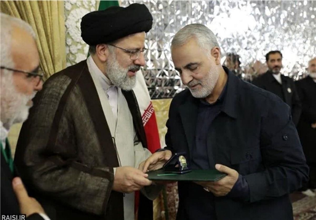 سرلشکر قاسم سلیمانی خادم حرم امام رضا(ع) شد