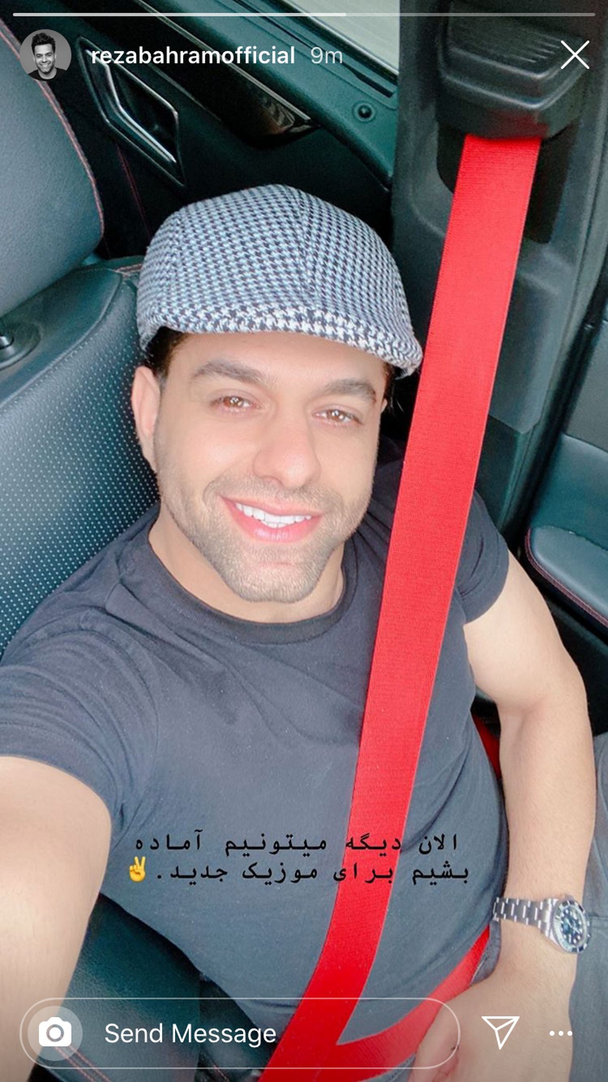 آماده شدن رضا بهرام برای موزیک جدیدش + عکس