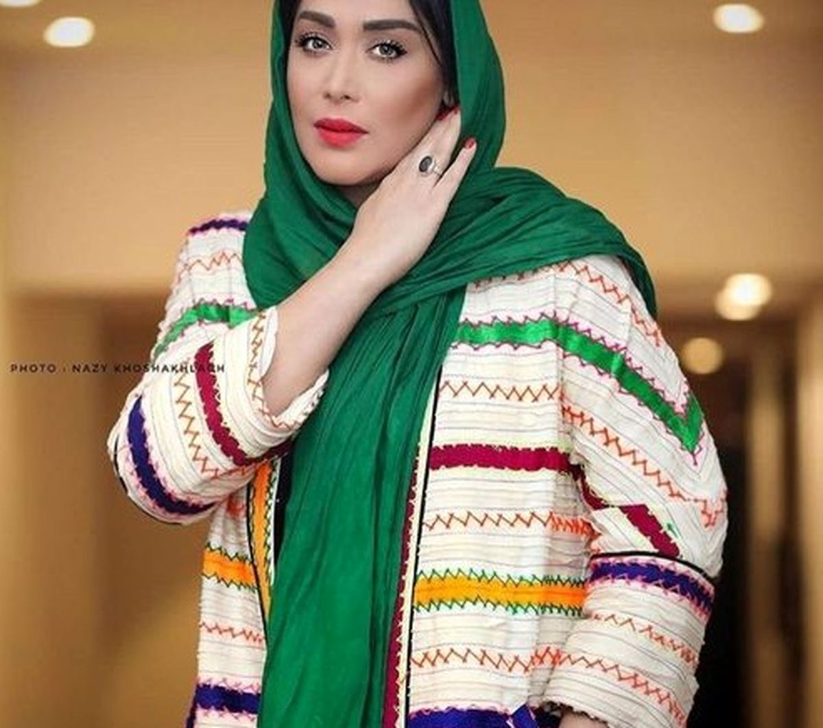 تیپ رنگی رنگی سارا منجزی پور+عکس