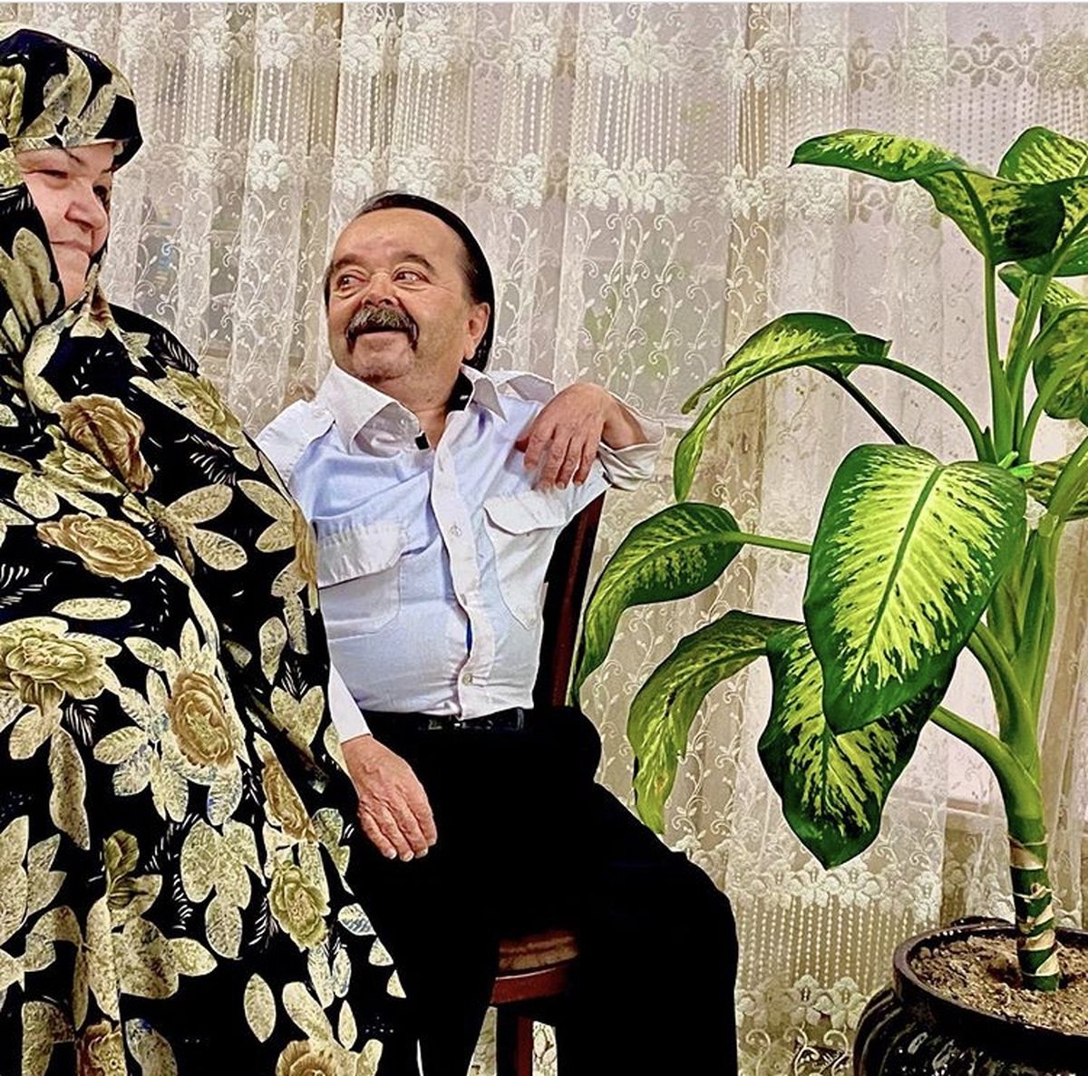 آقای بازیگر و همسرش در قرنطینه خانگی + عکس