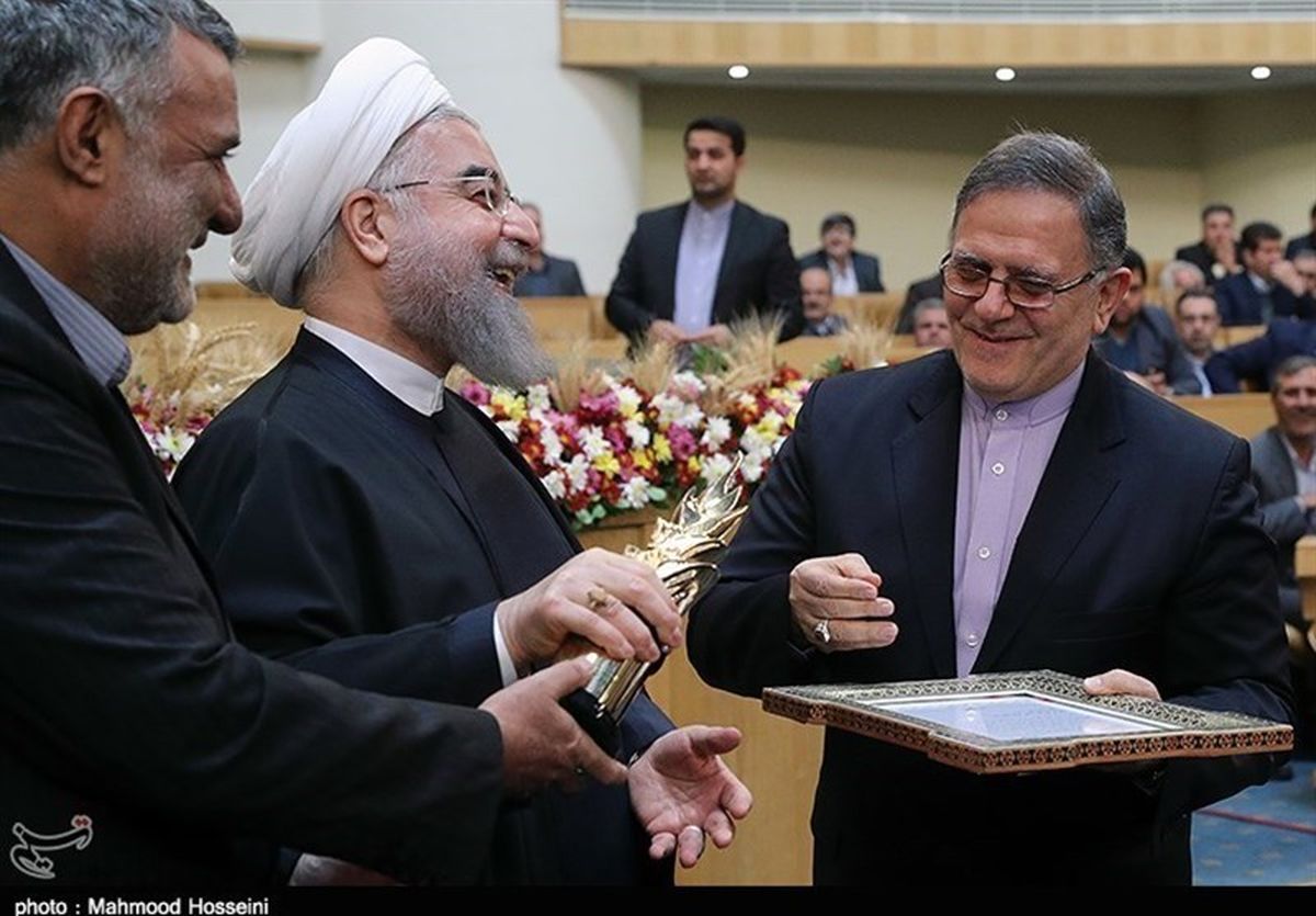 کار بانک ها به جابجایی چند هزار میلیاردی شبانه حساب ها رسید