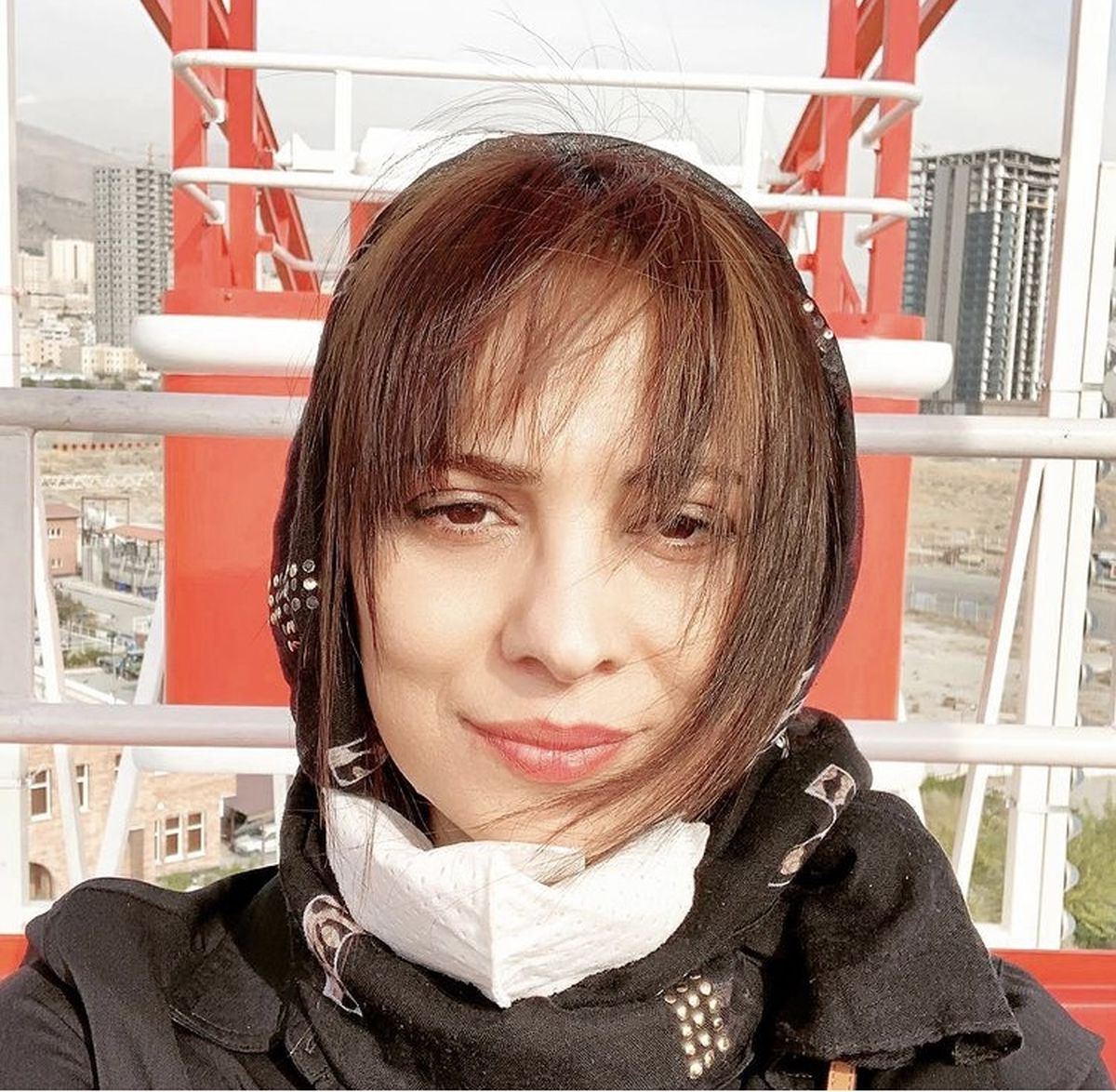 استایل جدید روشنک عجمیان + عکس