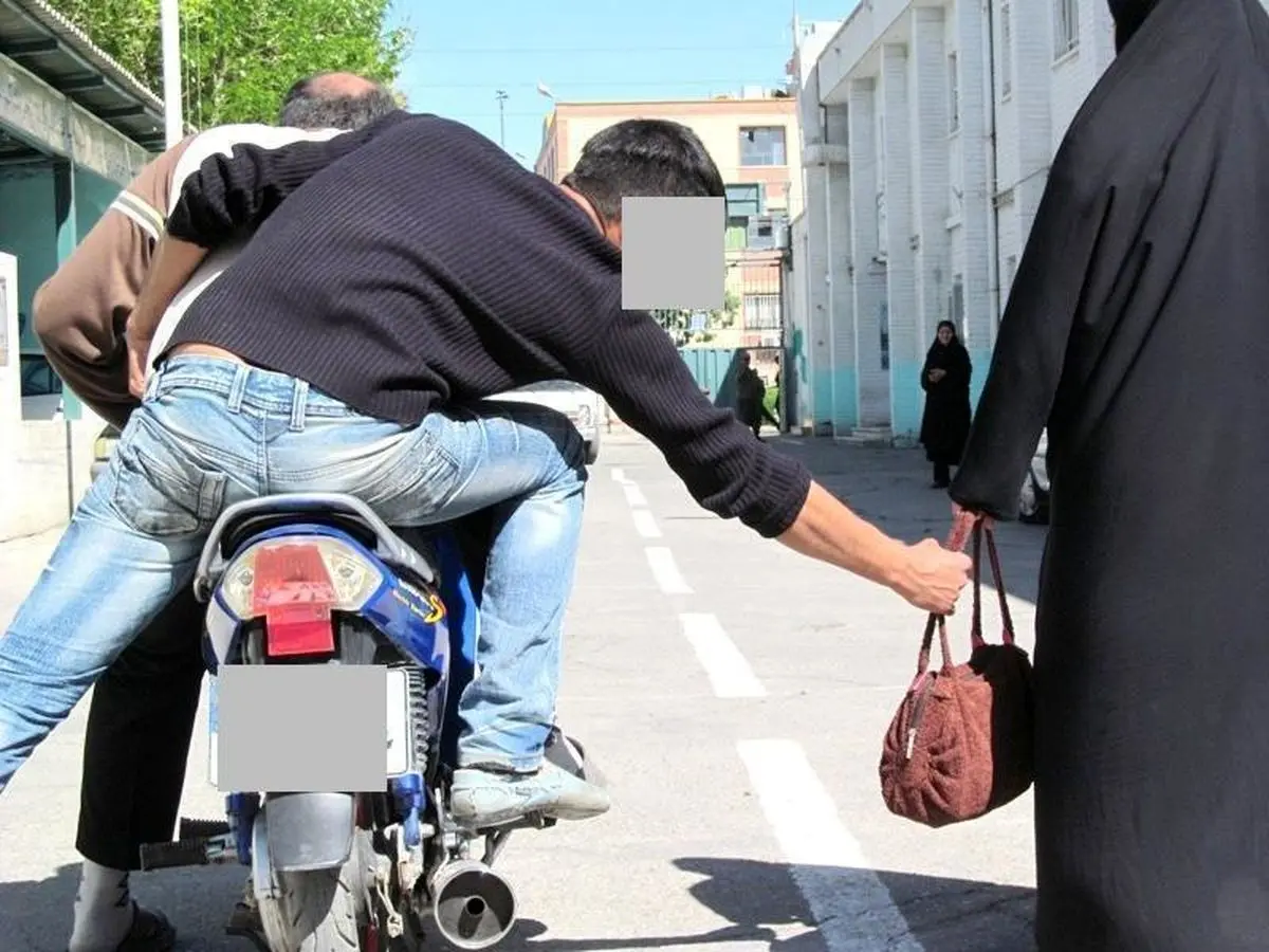 هشدار در مورد حضور زنان در مجالس لهو و لعب