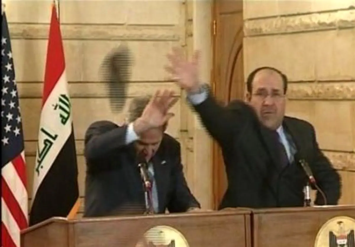 خبرنگار عراقی پرتاب کننده کفش به سمت بوش نماینده پارلمان شد