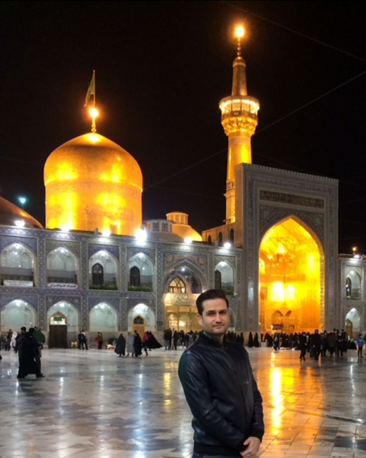 بازیگر خط قرمز مهمان امام مهربانی ها شد+عکس