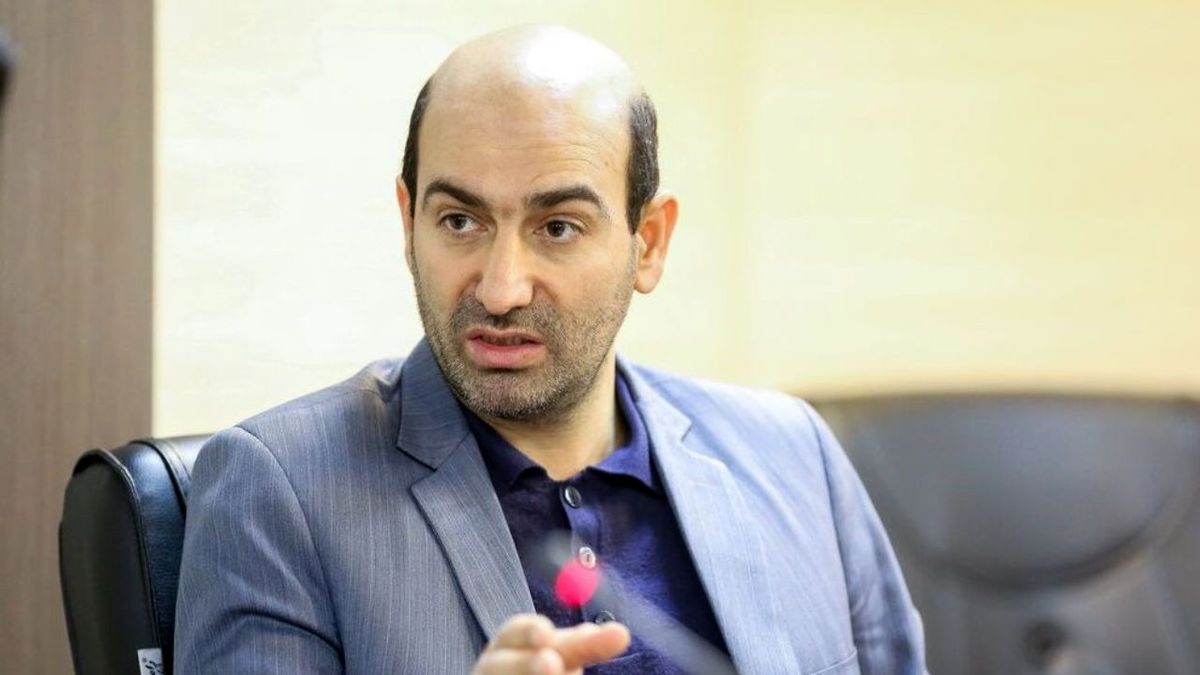 احزاب در کشور به هنگام انتخابات ها فعال می شوند