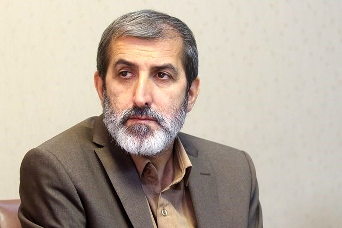گام اول انقلاب اسلامی، غیرت دینی را نشان داد