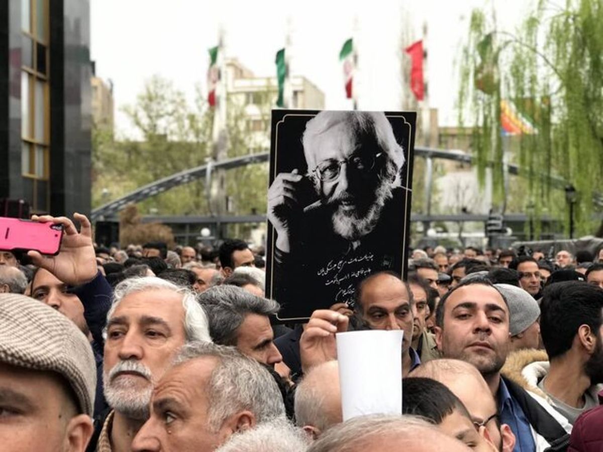 «جمشید مشایخی» به سوی آرامگاه ابدی بدرقه شد

