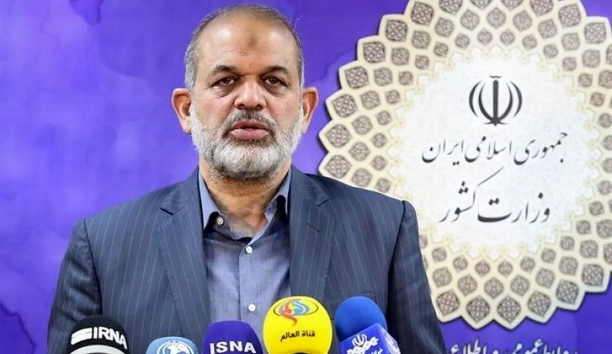 وزیر کشور: گذرنامه زائران اربعین در مرز تمدید نمی‌شود