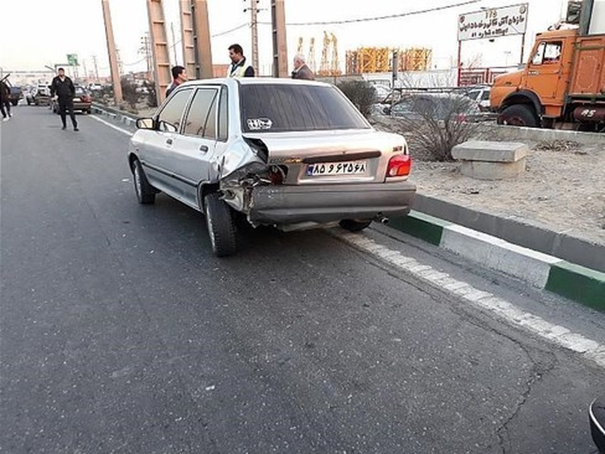 تصادف 7 خودرو در بزرگراه فتح تهران (+ عکس)